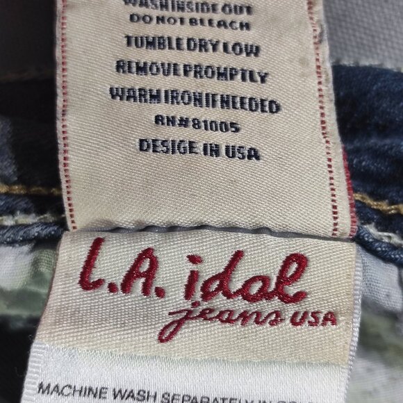 L.A. idol USA jeans flare women's size 3 W28/L34 distressed hard washed blue - Picture 8 of 16